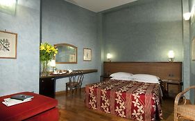 Ariosto Hotel  4*